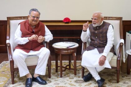 कैबिनेट विस्तार से पहले दिल्ली पहुंचे विधानसभा अध्यक्ष डॉ. रमन सिंह, प्रधानमंत्री मोदी से की मुलाकात